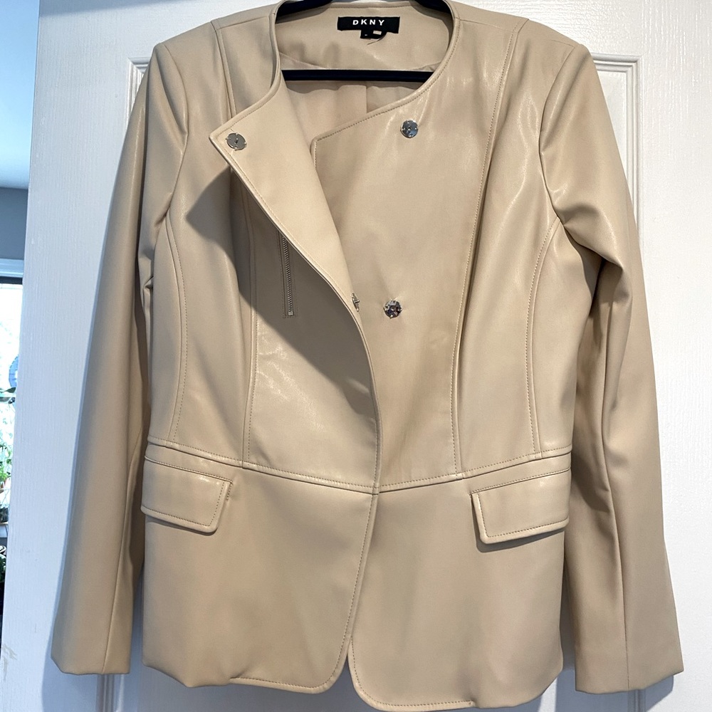 DKNY PLEATHER JEAN JACKET